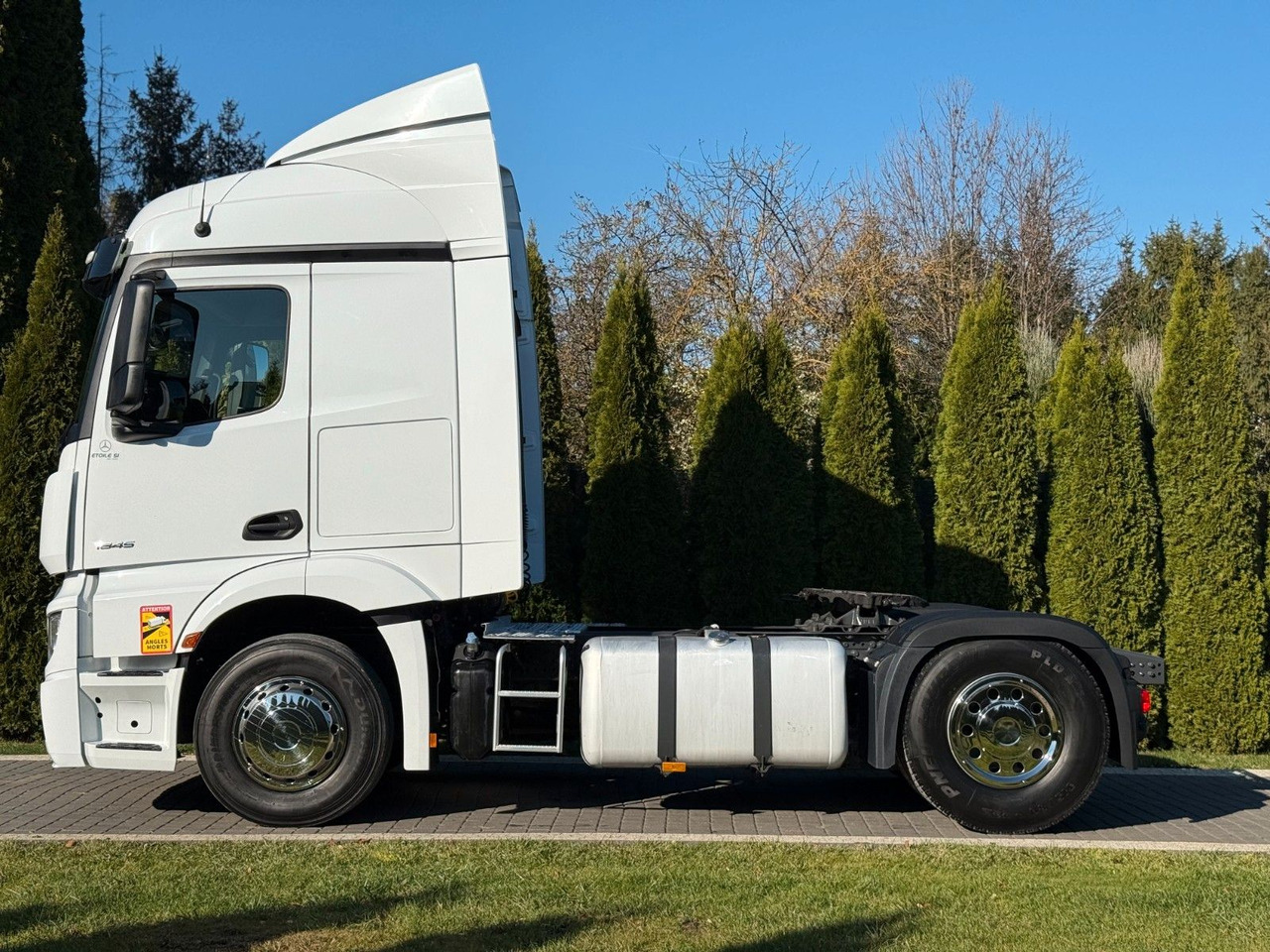Mercedes-Benz ACTROS 1845 - Tractor truck: picture 4 Mercedes-Benz ACTROS 1845 - Tractor truck: picture 4