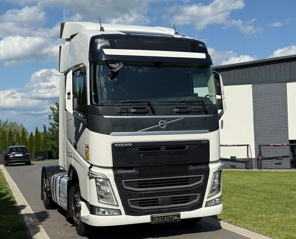 Volvo FH 500 PARK COOL - Tractor truck: picture 3 Volvo FH 500 PARK COOL - Tractor truck: picture 3