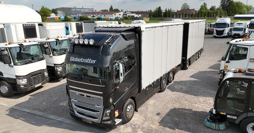 Volvo FH16 660 HP TANDEM 6x2 LIMITED EDITION - Box truck: picture 3 Volvo FH16 660 HP TANDEM 6x2 LIMITED EDITION - Box truck: picture 3