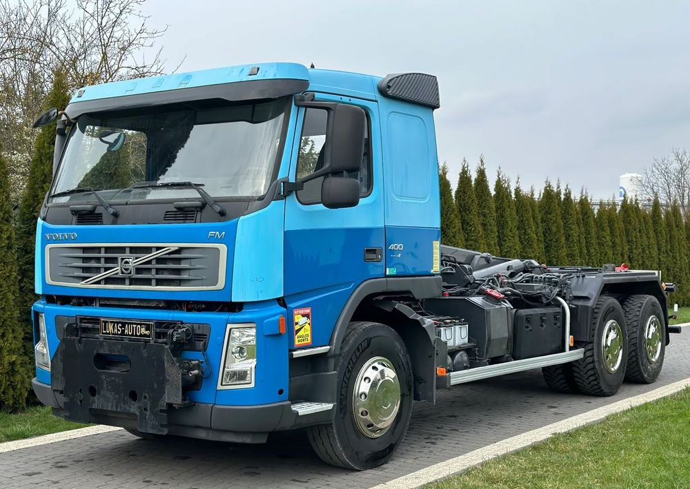 Volvo FM 400 HAKOWIEC 6X4 - Hook lift truck: picture 1 Volvo FM 400 HAKOWIEC 6X4 - Hook lift truck: picture 1