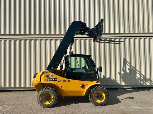 JCB 520-40 / 2017 BJ / 2.297 Bh / 4 Meter / 2 Tonnen - Telescopic handler: picture 5 JCB 520-40 / 2017 BJ / 2.297 Bh / 4 Meter / 2 Tonnen - Telescopic handler: picture 5