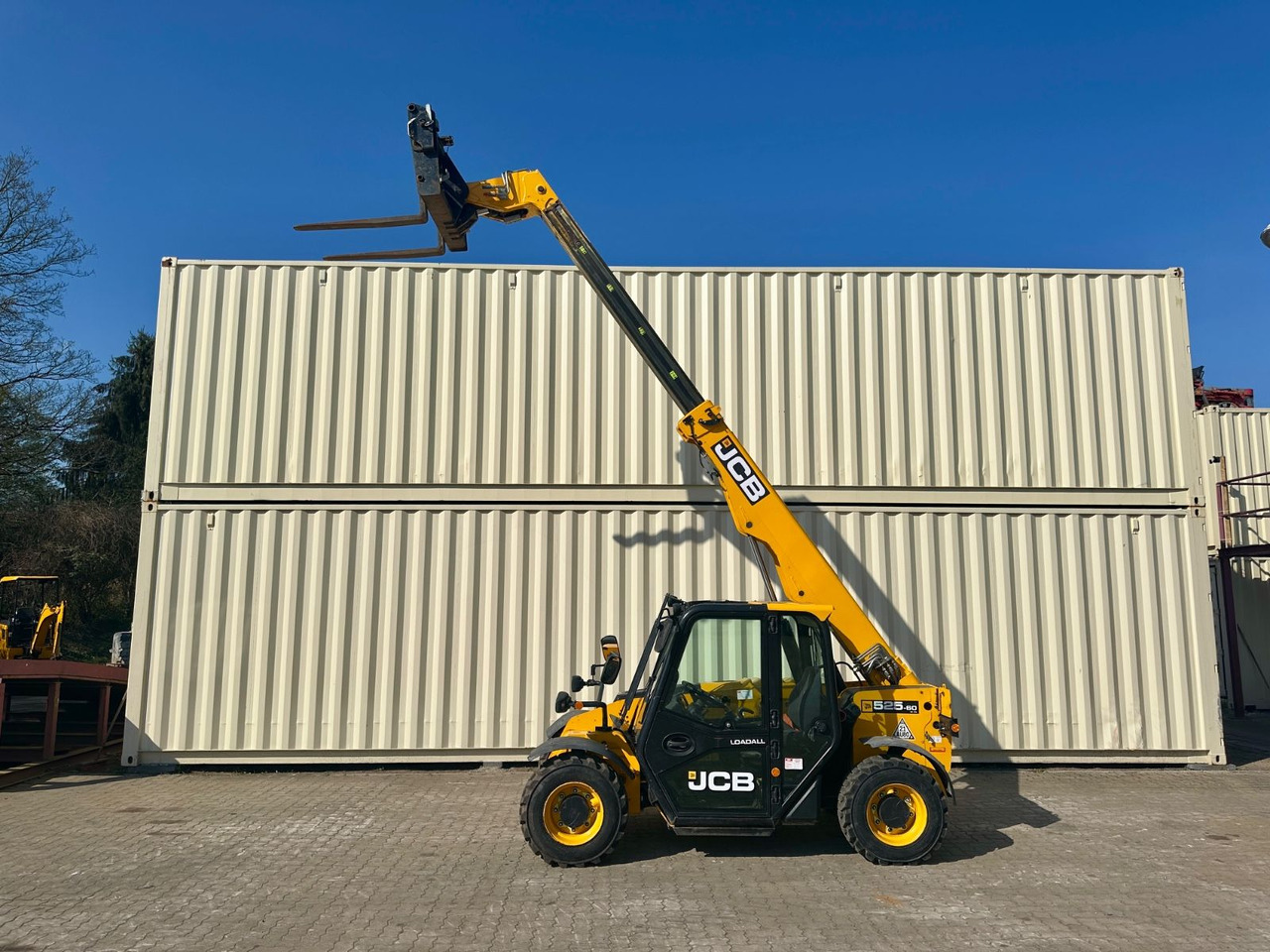 JCB 525-60 / 2018 BJ / 1.480 H /6 Meter / 2.5 Tonnen - Telescopic handler: picture 2 JCB 525-60 / 2018 BJ / 1.480 H /6 Meter / 2.5 Tonnen - Telescopic handler: picture 2