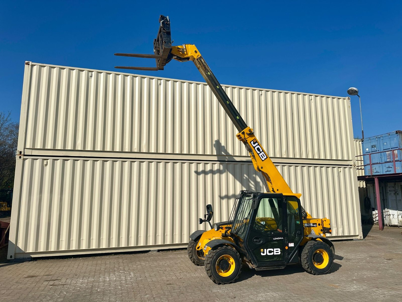 JCB 525-60 / 2018 BJ / 1.480 H /6 Meter / 2.5 Tonnen - Telescopic handler: picture 1 JCB 525-60 / 2018 BJ / 1.480 H /6 Meter / 2.5 Tonnen - Telescopic handler: picture 1