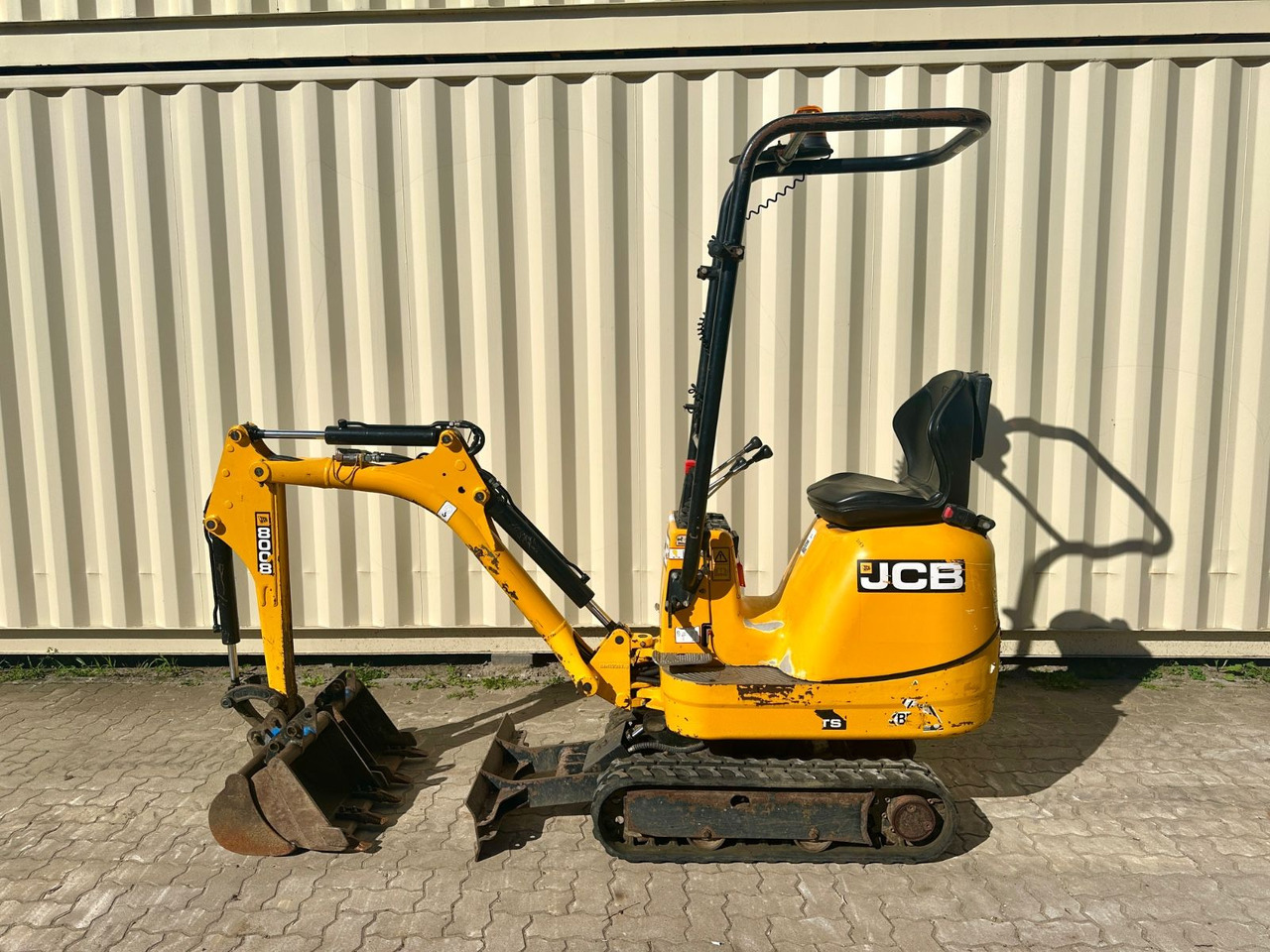 JCB 8008 CTS, 2021 BJ, 921 BH, 3 x Löffel - Mini excavator: picture 1 JCB 8008 CTS, 2021 BJ, 921 BH, 3 x Löffel - Mini excavator: picture 1
