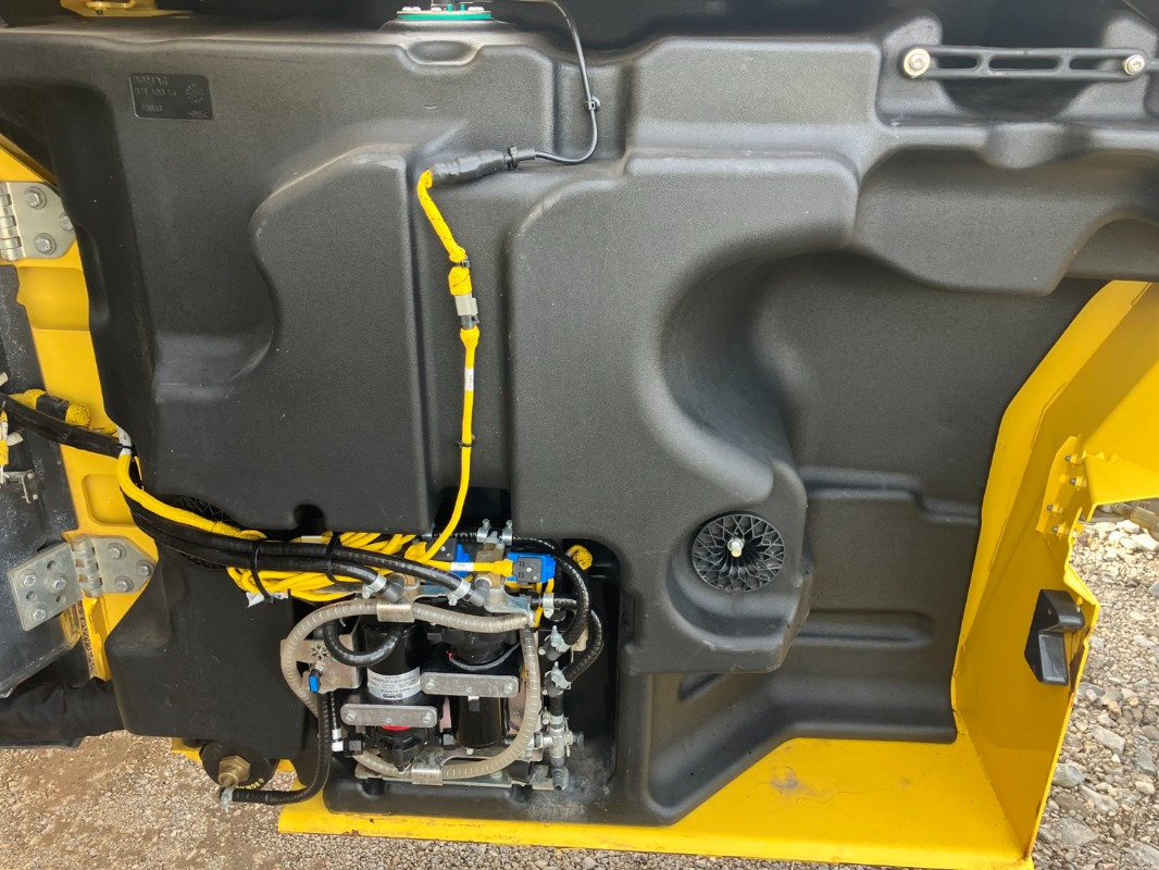 BOMAG DE BW 174 AP-5 AM Hybrid Stage V/Tier 4f - Roller: picture 5 BOMAG DE BW 174 AP-5 AM Hybrid Stage V/Tier 4f - Roller: picture 5