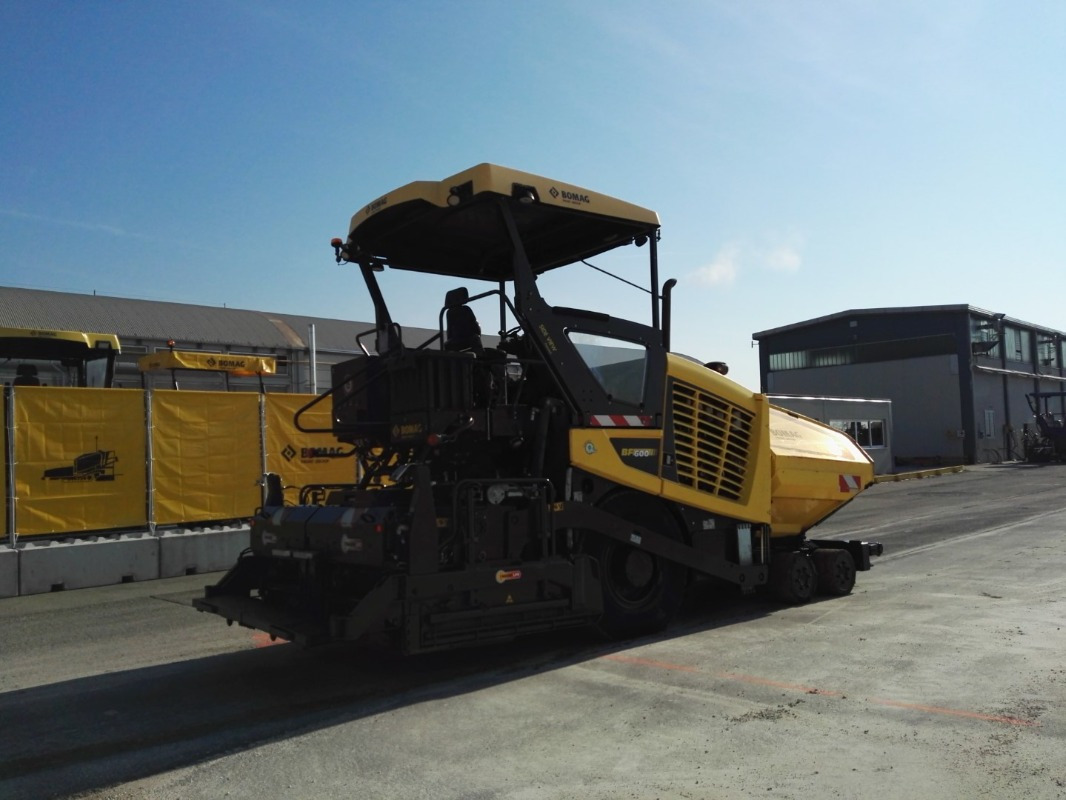 BOMAG IT BF 600 P-2 S500 Stage IV/Tier 4f - Asphalt paver: picture 4 BOMAG IT BF 600 P-2 S500 Stage IV/Tier 4f - Asphalt paver: picture 4