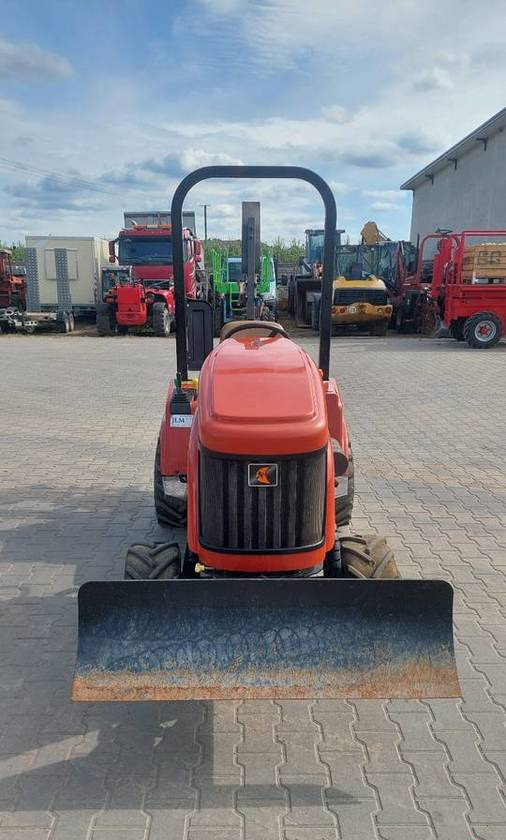 Koparka łańcuchowa Ditch Witch RT30 - Trencher: picture 3 Koparka łańcuchowa Ditch Witch RT30 - Trencher: picture 3