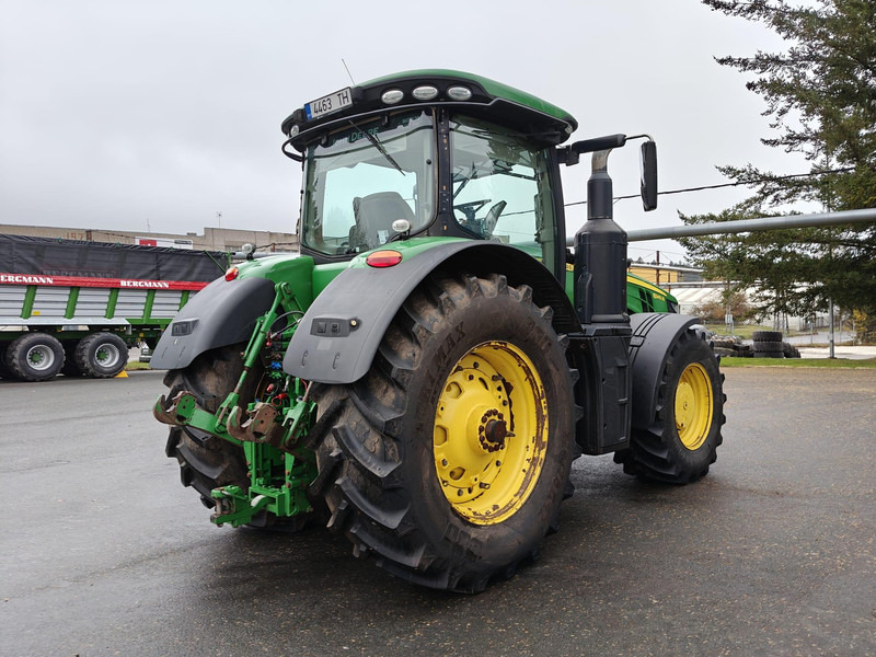 John Deere 8345R e23 - Farm tractor: picture 3 John Deere 8345R e23 - Farm tractor: picture 3