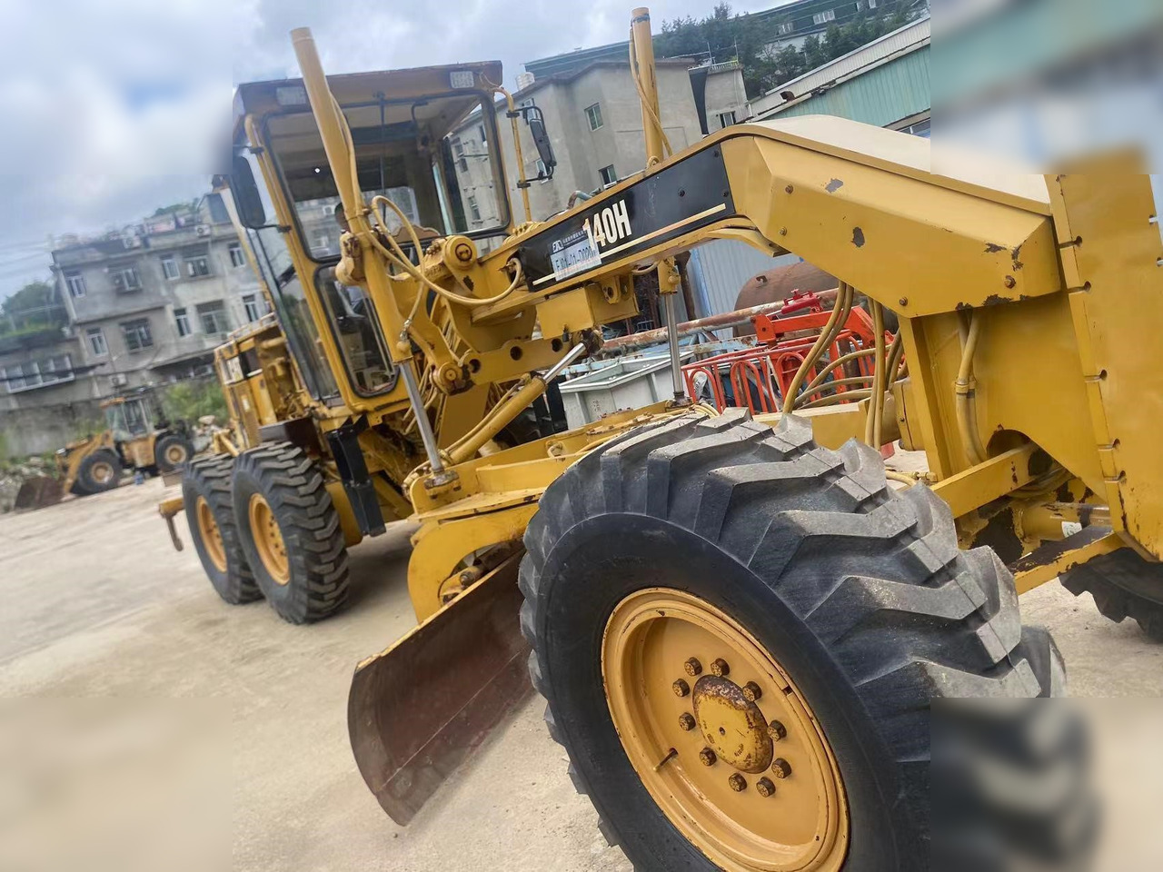 Grader CATERPILLAR 140H: picture 6