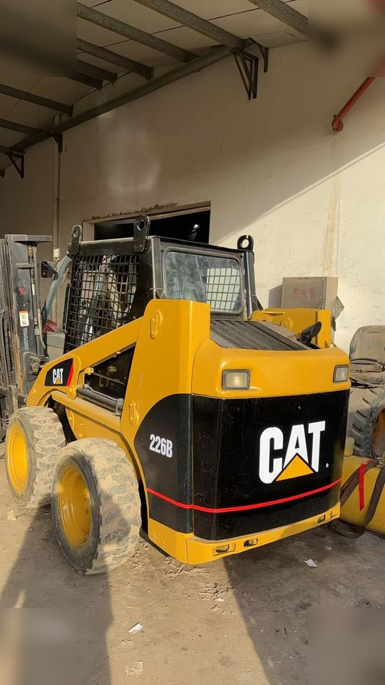 CATERPILLAR 226B - Skid steer loader: picture 5 CATERPILLAR 226B - Skid steer loader: picture 5
