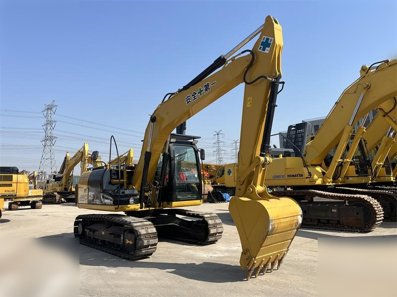CATERPILLAR 312D2 GC - Crawler excavator: picture 3 CATERPILLAR 312D2 GC - Crawler excavator: picture 3