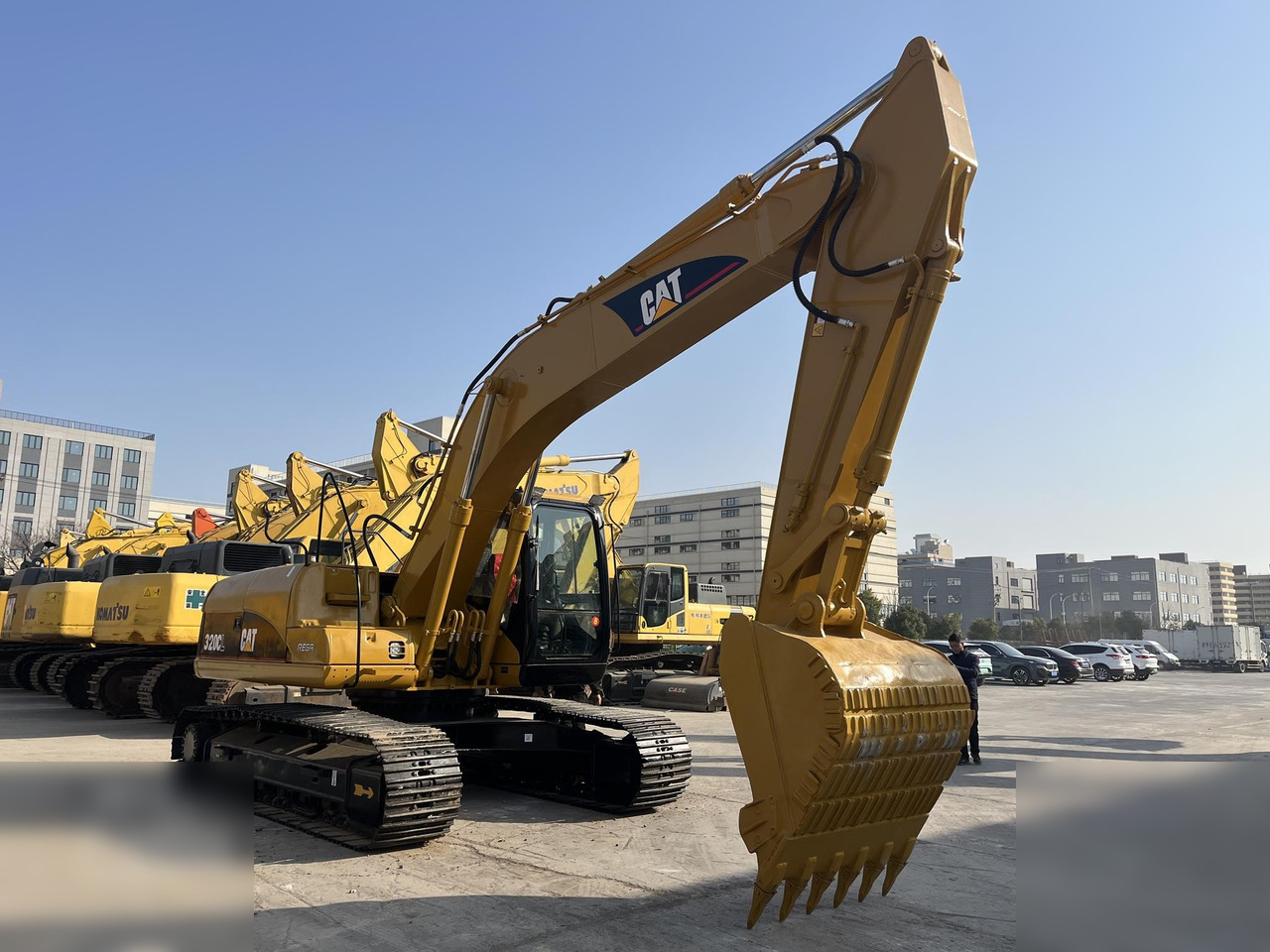 CATERPILLAR 320CL - Crawler excavator: picture 2 CATERPILLAR 320CL - Crawler excavator: picture 2