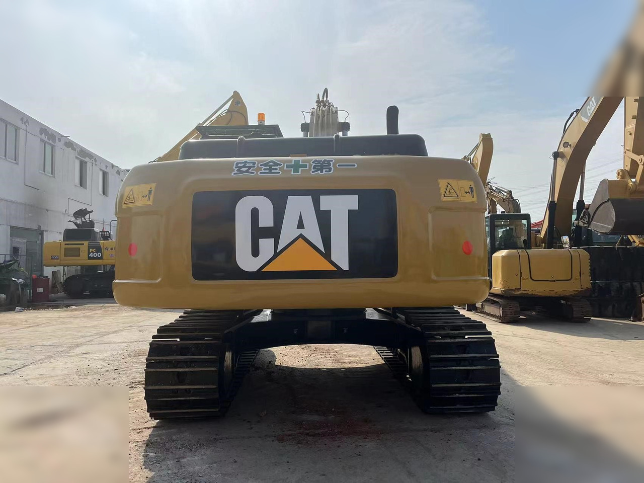 CATERPILLAR 325DL - Crawler excavator: picture 4 CATERPILLAR 325DL - Crawler excavator: picture 4