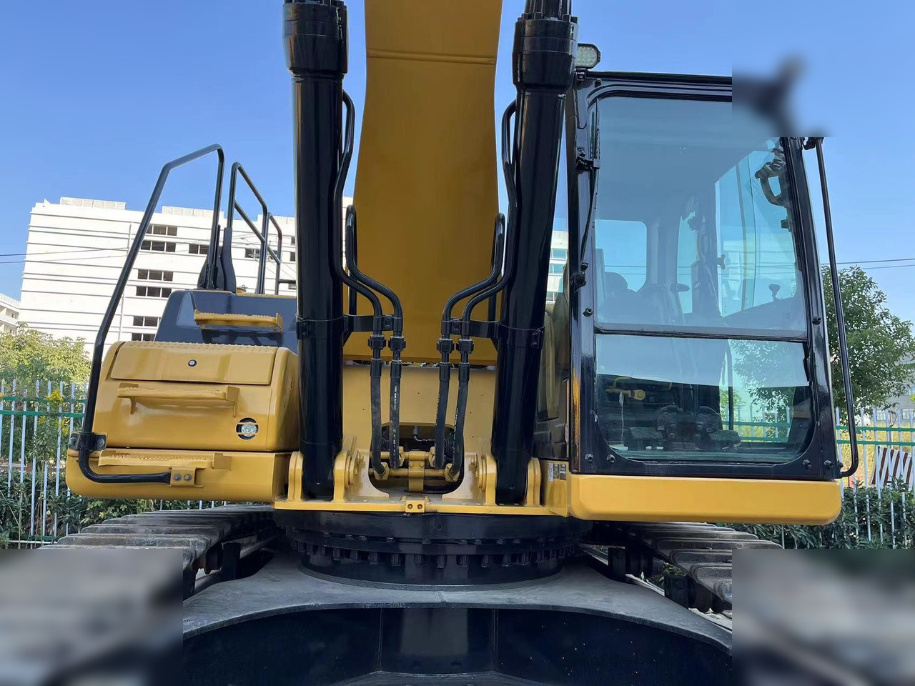 CATERPILLAR 336GC - Crawler excavator: picture 2 CATERPILLAR 336GC - Crawler excavator: picture 2