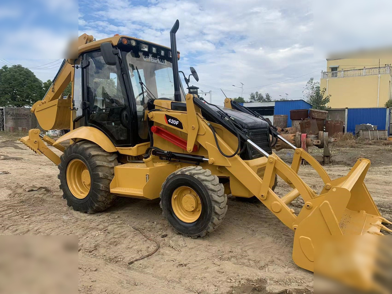 CATERPILLAR 420F - Backhoe loader: picture 2 CATERPILLAR 420F - Backhoe loader: picture 2