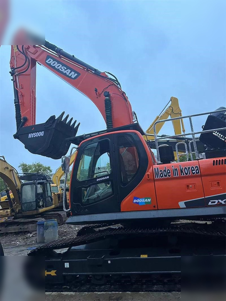DOOSAN DX300 LC-9C - Crawler excavator: picture 2 DOOSAN DX300 LC-9C - Crawler excavator: picture 2
