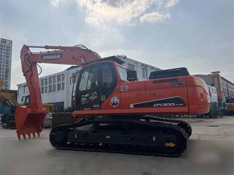 DOOSAN DX300 LC-9C - Crawler excavator: picture 2 DOOSAN DX300 LC-9C - Crawler excavator: picture 2