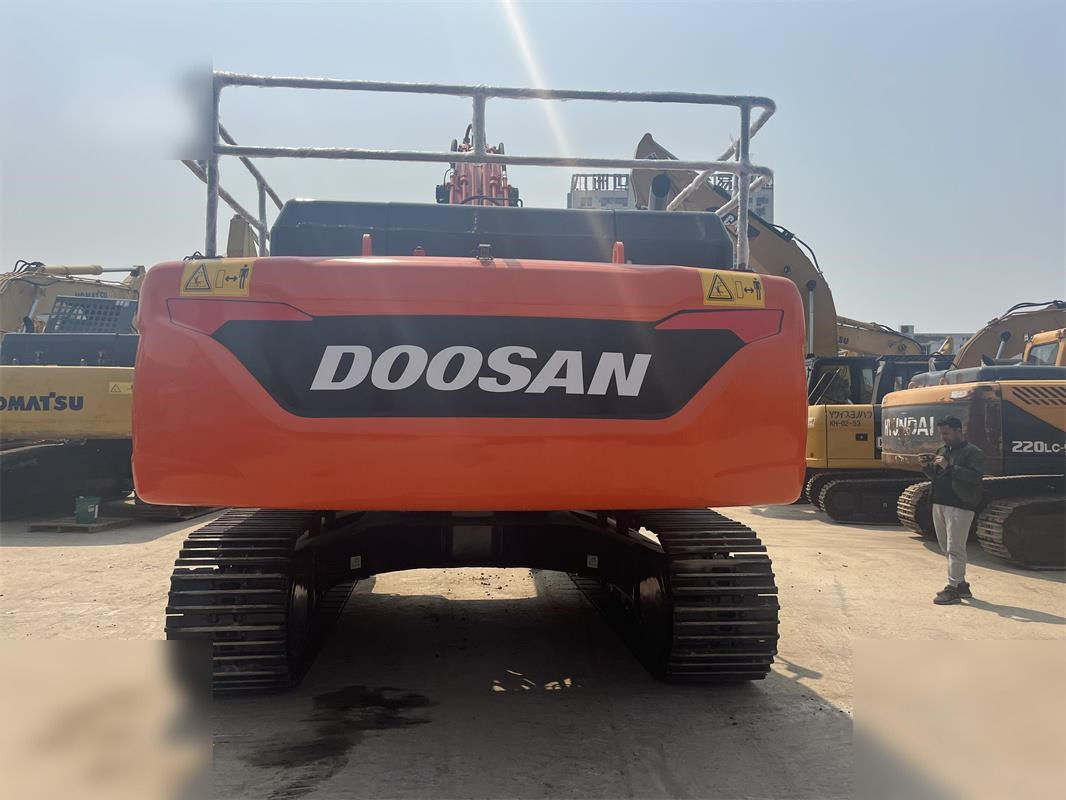 DOOSAN DX340 LCA - Crawler excavator: picture 3 DOOSAN DX340 LCA - Crawler excavator: picture 3