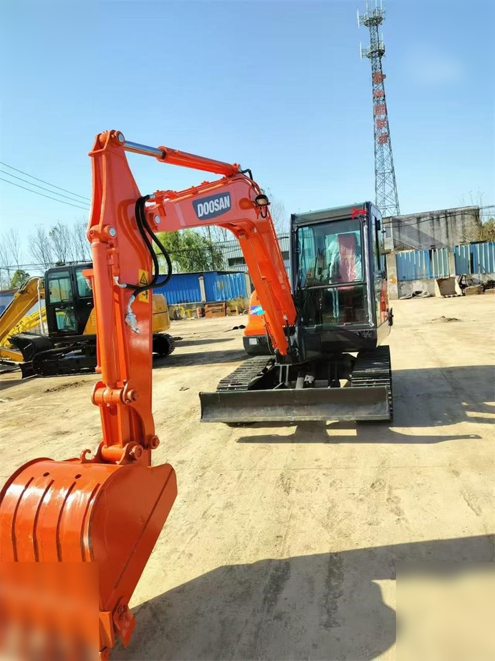 DOOSAN DX60-9C - Crawler excavator: picture 4 DOOSAN DX60-9C - Crawler excavator: picture 4
