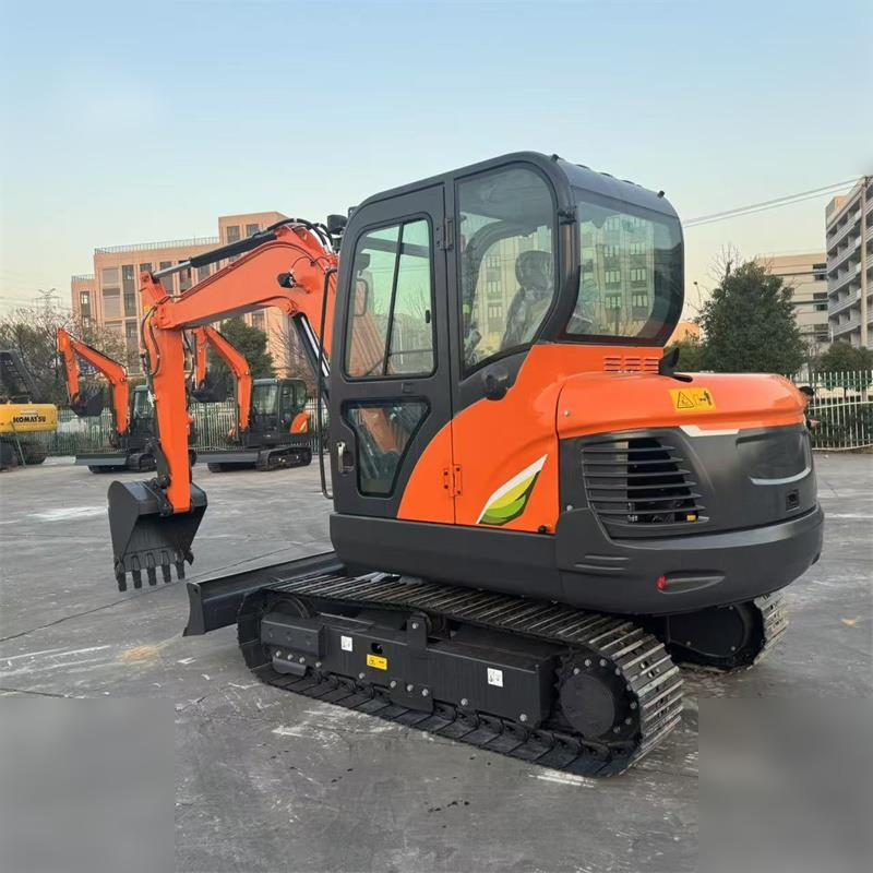 DOOSAN DX60E-10N - Crawler excavator: picture 1 DOOSAN DX60E-10N - Crawler excavator: picture 1