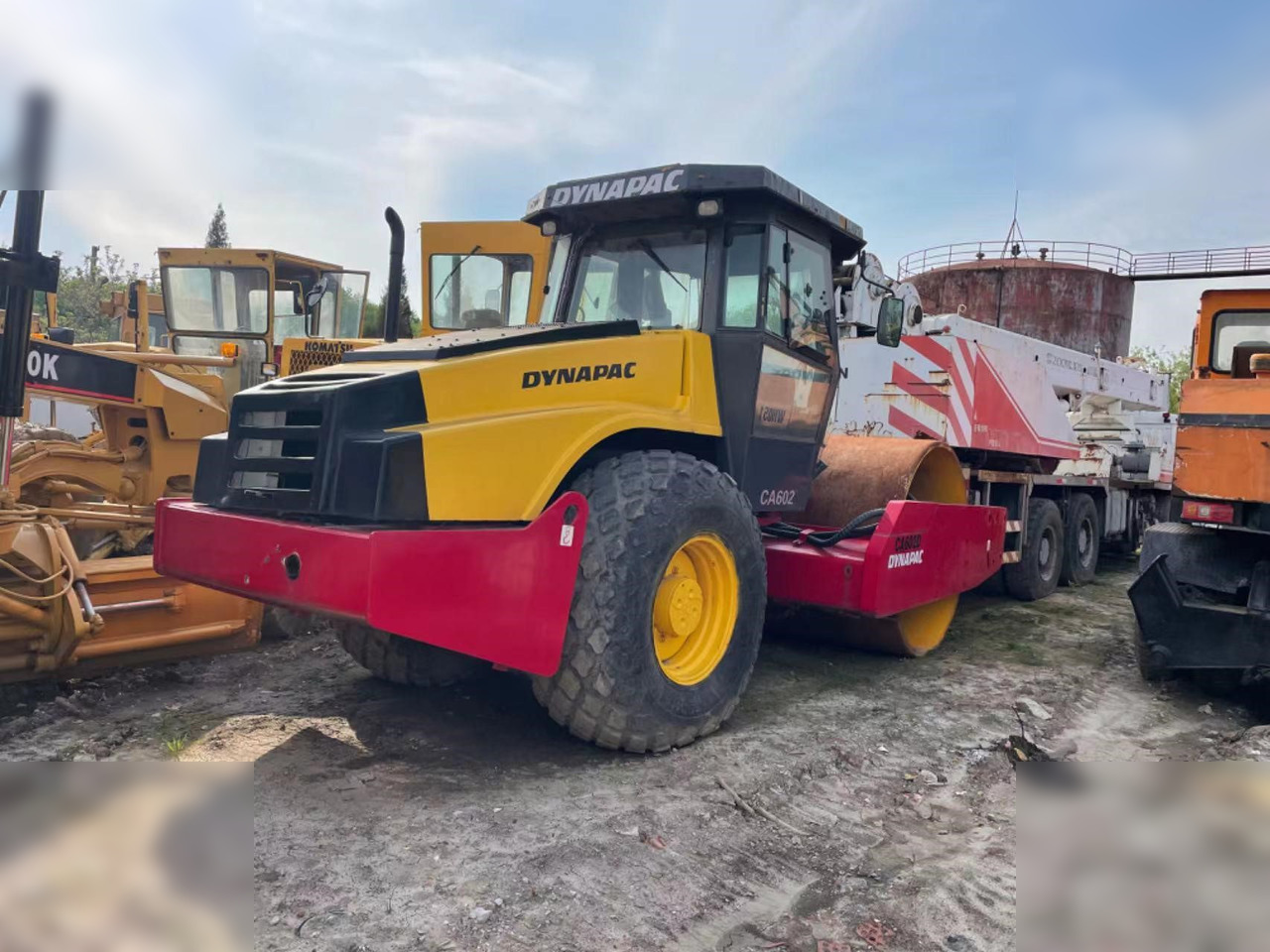 DYNAPAC CA602D - Compactor: picture 1 DYNAPAC CA602D - Compactor: picture 1