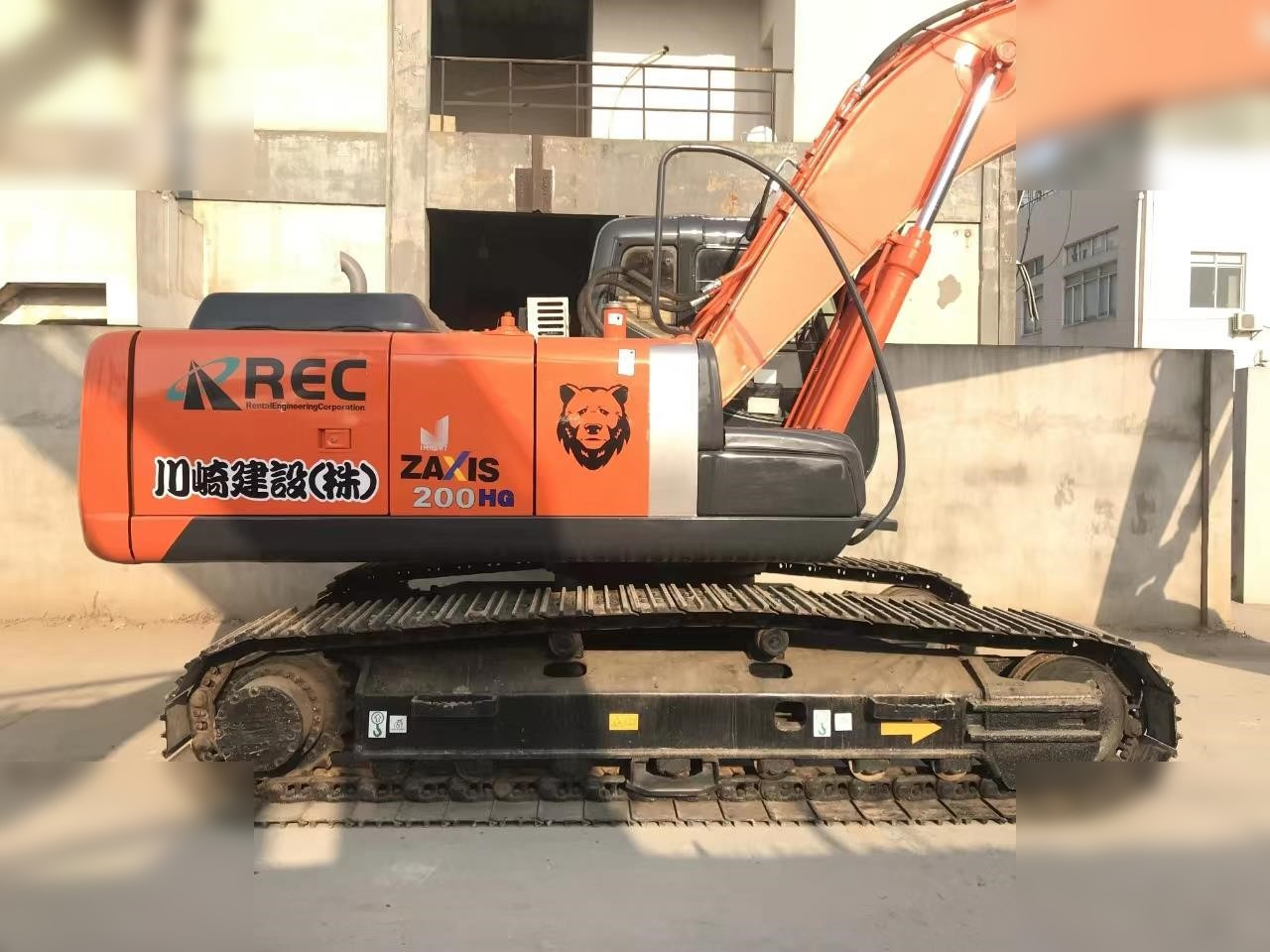 HITACHI ZX200 - Crawler excavator: picture 3 HITACHI ZX200 - Crawler excavator: picture 3
