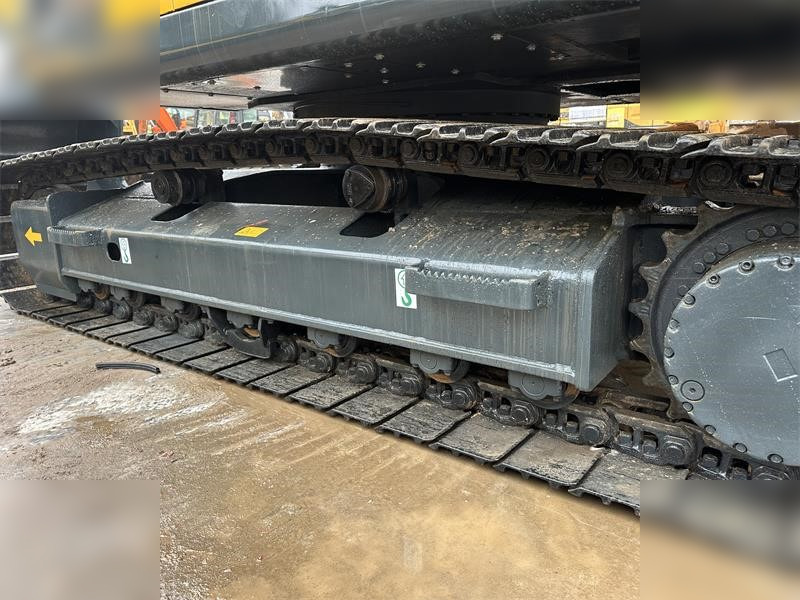 Crawler excavator HYUNDAI ROBEX 220 LC-9S: picture 6