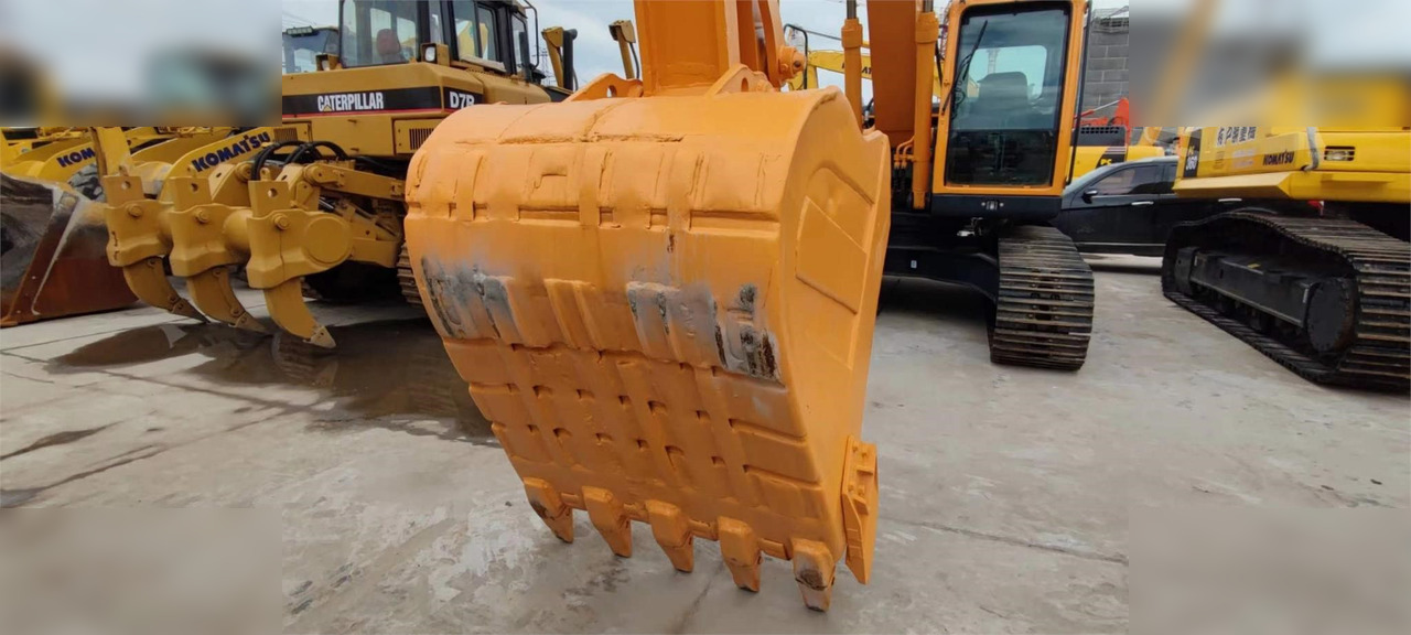 HYUNDAI ROBEX 220 LC-9S - Crawler excavator: picture 5 HYUNDAI ROBEX 220 LC-9S - Crawler excavator: picture 5