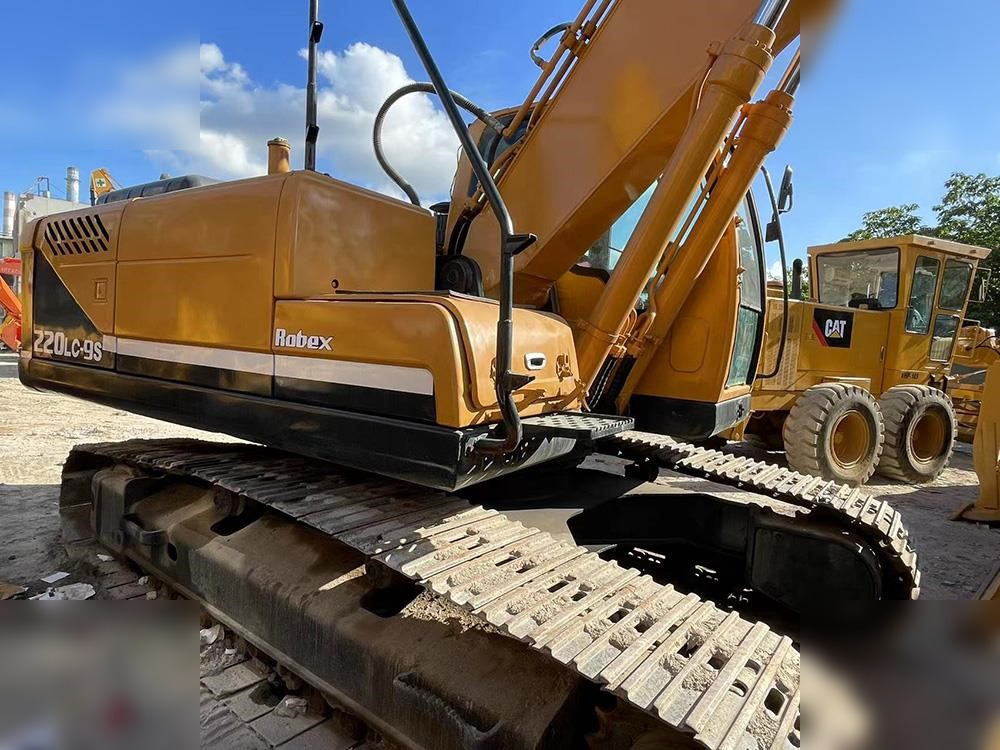 HYUNDAI ROBEX 220 LC-9S - Crawler excavator: picture 4 HYUNDAI ROBEX 220 LC-9S - Crawler excavator: picture 4