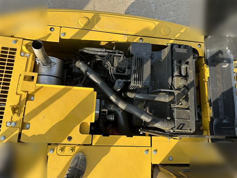 Crawler excavator KOMATSU PC130-7: picture 9