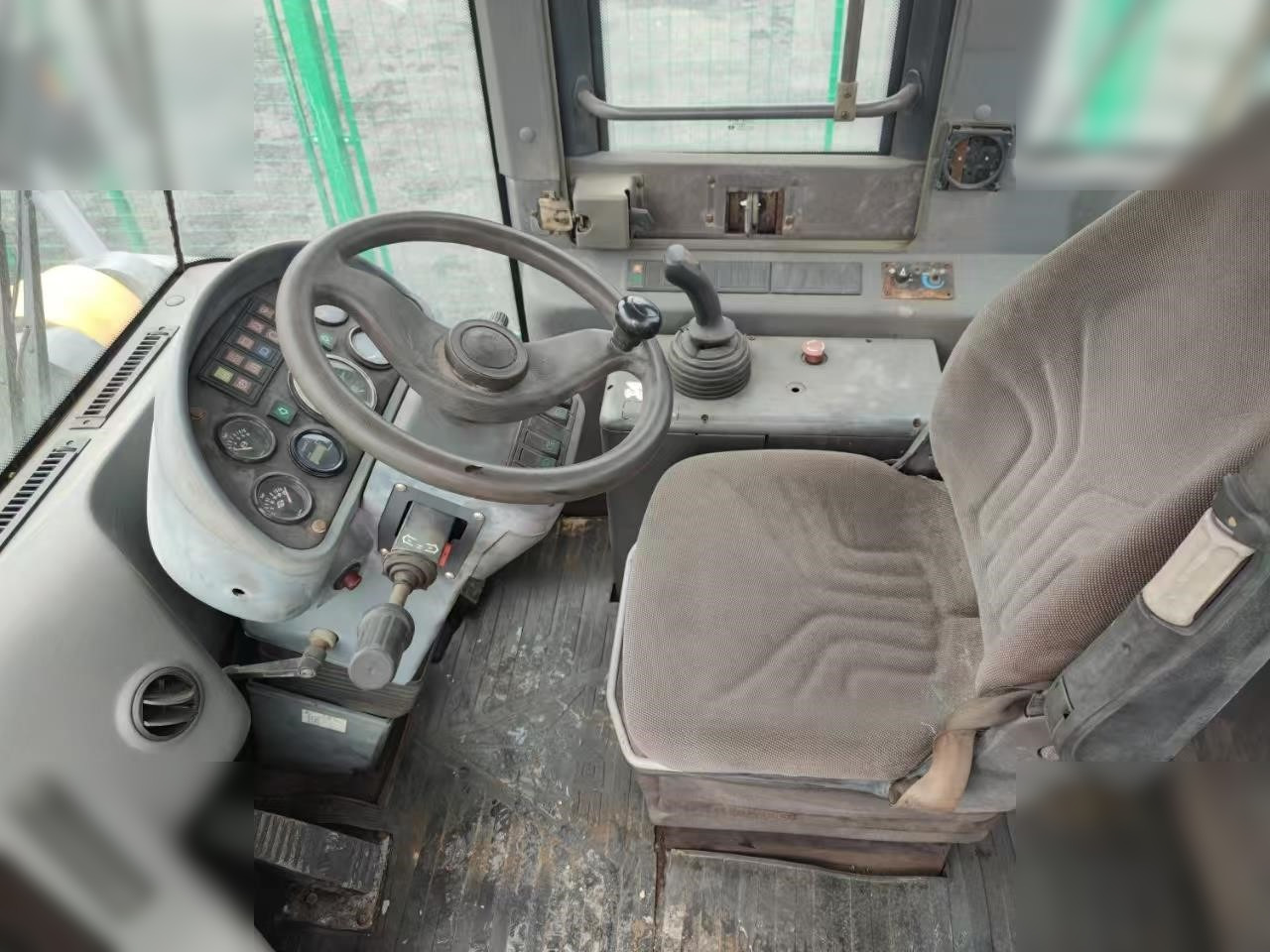 SDLG LG968V - Wheel loader: picture 5 SDLG LG968V - Wheel loader: picture 5