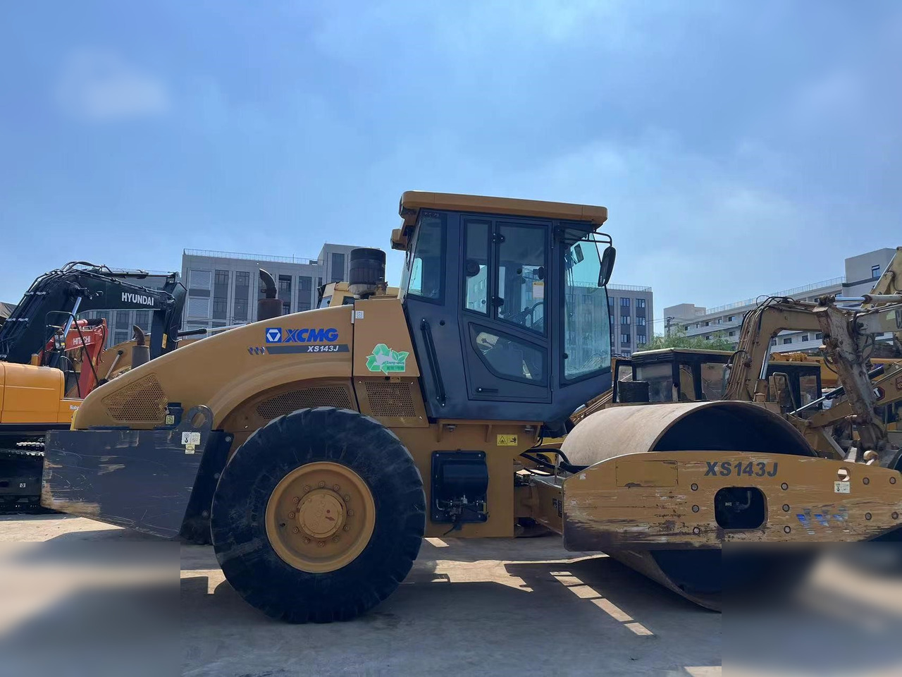 XCMG XS143J - Compactor: picture 1 XCMG XS143J - Compactor: picture 1