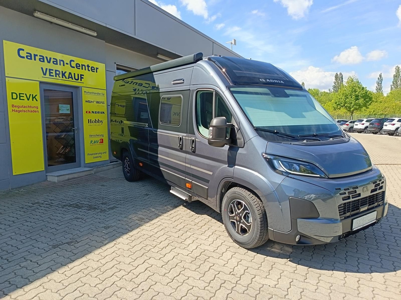 Adria Twin Edition 640 SGX Maxi 132kW*LED*HUBBETT* - Camper van: picture 2 Adria Twin Edition 640 SGX Maxi 132kW*LED*HUBBETT* - Camper van: picture 2