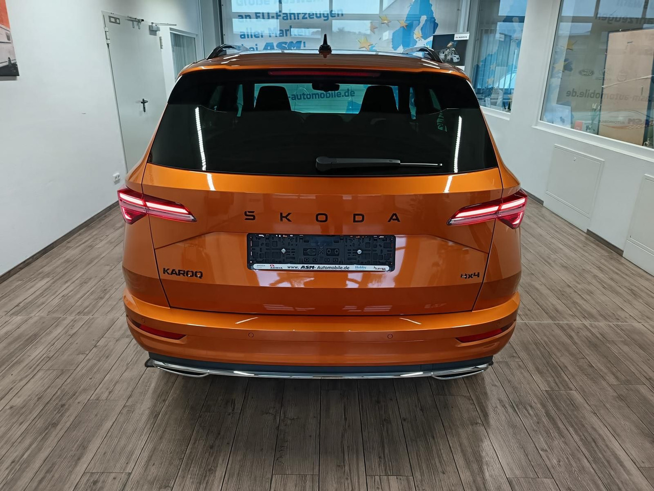 Skoda Karoq Sportline 2,0 TDI DSG 4x4*AHK*PSD*STD.HZG* - SUV: picture 5 Skoda Karoq Sportline 2,0 TDI DSG 4x4*AHK*PSD*STD.HZG* - SUV: picture 5