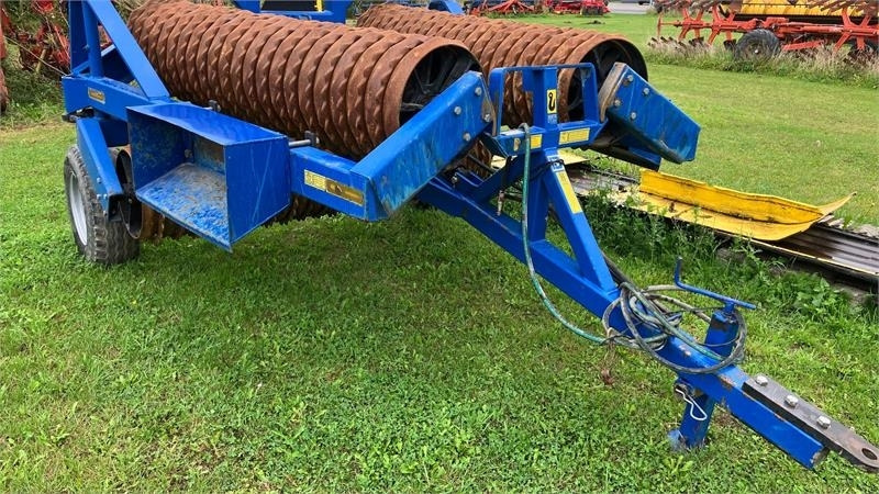Dal-Bo Minimax 630 - Farm roller: picture 2 Dal-Bo Minimax 630 - Farm roller: picture 2