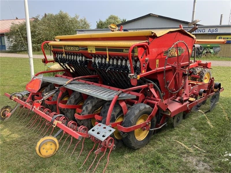 Vaderstad Rapid 300 C Super XL - Combine seed drill: picture 4 Vaderstad Rapid 300 C Super XL - Combine seed drill: picture 4