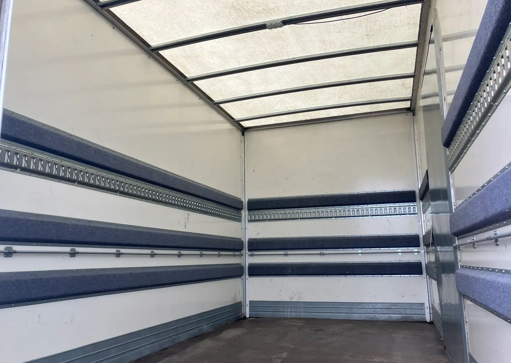 Iveco DAILY 35C16 kontener kurierka 3.0 silnik - Closed box van: picture 5 Iveco DAILY 35C16 kontener kurierka 3.0 silnik - Closed box van: picture 5