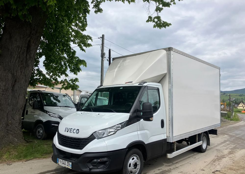 Iveco DAILY 35C16 kontener kurierka 3.0 silnik - Closed box van: picture 1 Iveco DAILY 35C16 kontener kurierka 3.0 silnik - Closed box van: picture 1