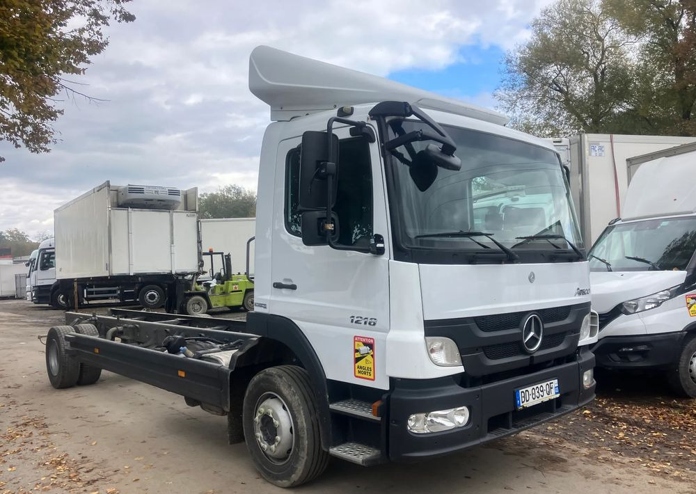 Mercedes-Benz Mercedes Atego 1218 Rama do zabudowy kiper beczka hakowiec laweta - Cab chassis truck: picture 2 Mercedes-Benz Mercedes Atego 1218 Rama do zabudowy kiper beczka hakowiec laweta - Cab chassis truck: picture 2