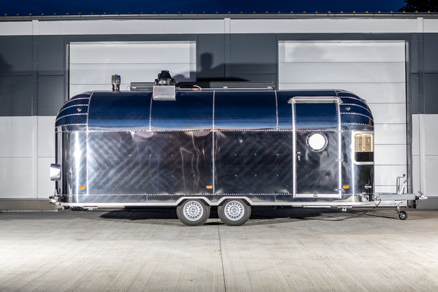 Airstream Style Mirage Mirage - Vending trailer: picture 2 Airstream Style Mirage Mirage - Vending trailer: picture 2