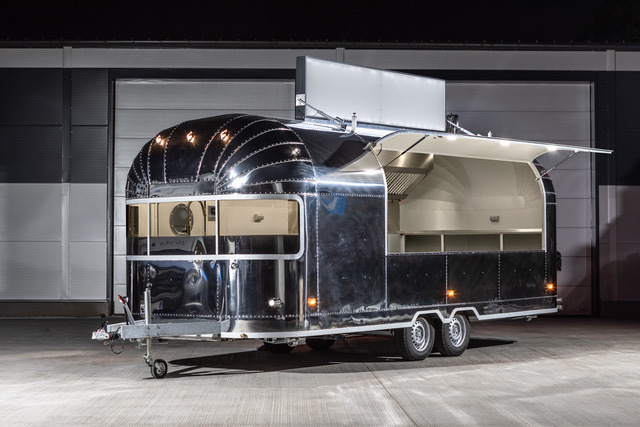 Airstream Style Mirage Mirage - Vending trailer: picture 1 Airstream Style Mirage Mirage - Vending trailer: picture 1