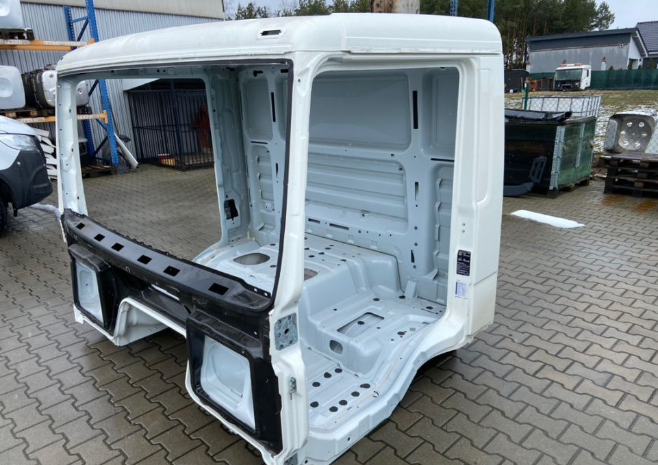 Kabina MAN TGL nowy model TGL3 2022 - Cab for Truck: picture 2 Kabina MAN TGL nowy model TGL3 2022 - Cab for Truck: picture 2