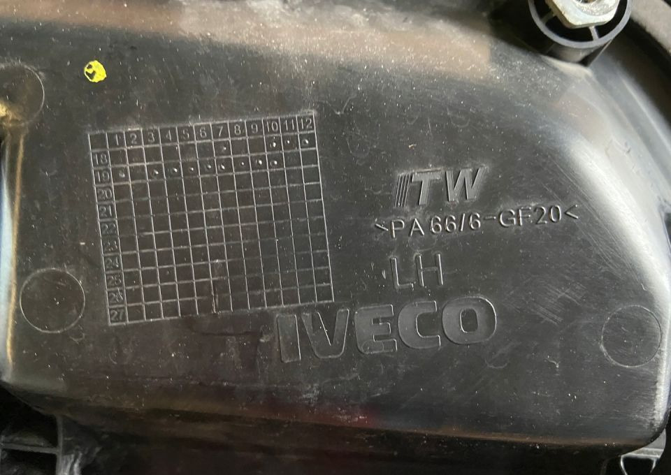 Klamka Iveco S-Way lewa oryginał - Door and parts for Truck: picture 3 Klamka Iveco S-Way lewa oryginał - Door and parts for Truck: picture 3