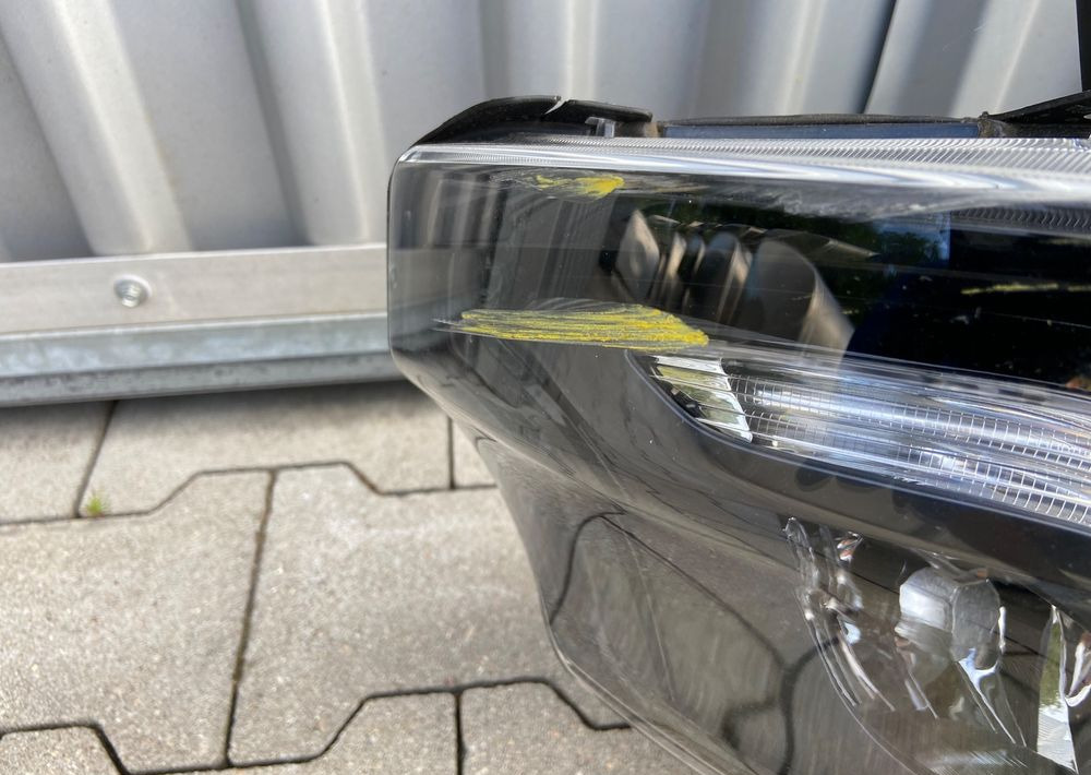 Lampa Iveco S-WAY reflektor LED+H7 prawa RH - Lights/ Lighting for Truck: picture 5 Lampa Iveco S-WAY reflektor LED+H7 prawa RH - Lights/ Lighting for Truck: picture 5