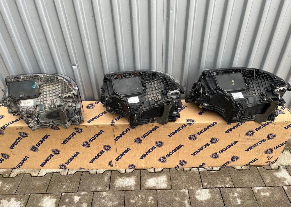 Lampa LED Scania R S NGS NGR reflektor 2674391 - Lights/ Lighting for Truck: picture 4 Lampa LED Scania R S NGS NGR reflektor 2674391 - Lights/ Lighting for Truck: picture 4