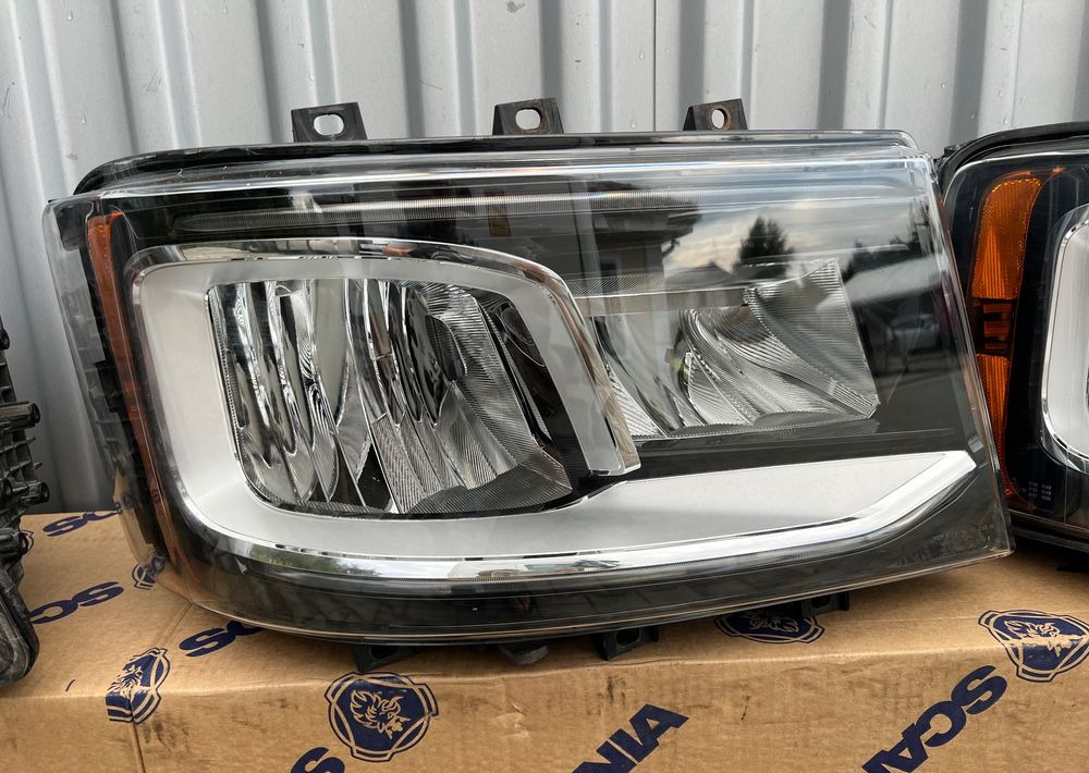 Lampa LED Scania R S NGS NGR reflektor 2674391 - Lights/ Lighting for Truck: picture 2 Lampa LED Scania R S NGS NGR reflektor 2674391 - Lights/ Lighting for Truck: picture 2