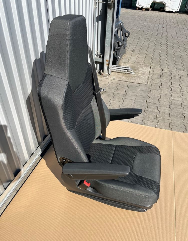 NOWY Fotel kierowcy MAN TG3 TGX nowy model siedzenie lewe - Seat for Truck: picture 3 NOWY Fotel kierowcy MAN TG3 TGX nowy model siedzenie lewe - Seat for Truck: picture 3