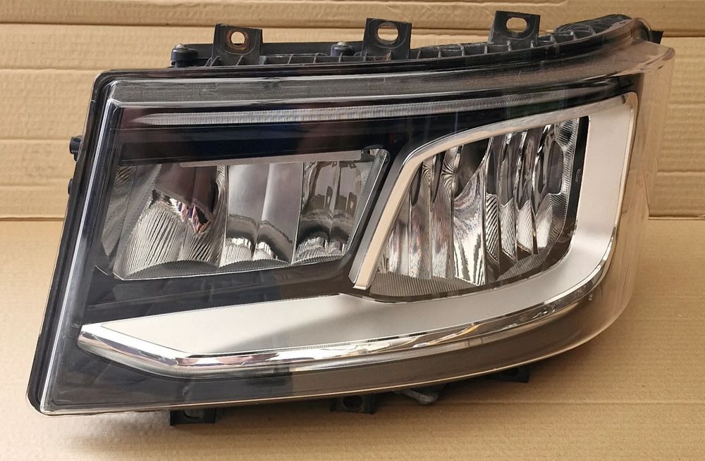 SCANIA R S P G LAMPA LED PRZEDNIA LEWA 2674390 2655848 - Lights/ Lighting for Truck: picture 1 SCANIA R S P G LAMPA LED PRZEDNIA LEWA 2674390 2655848 - Lights/ Lighting for Truck: picture 1