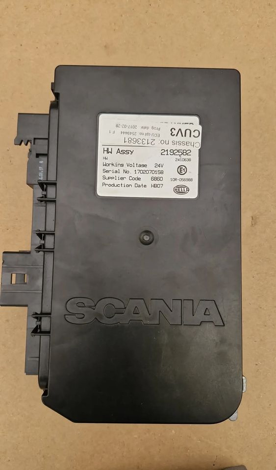 SCANIA R S STEROWNIK KOMPUTER ŚWIATEŁ CUV3 2632613 2192582 - ECU for Truck: picture 1 SCANIA R S STEROWNIK KOMPUTER ŚWIATEŁ CUV3 2632613 2192582 - ECU for Truck: picture 1