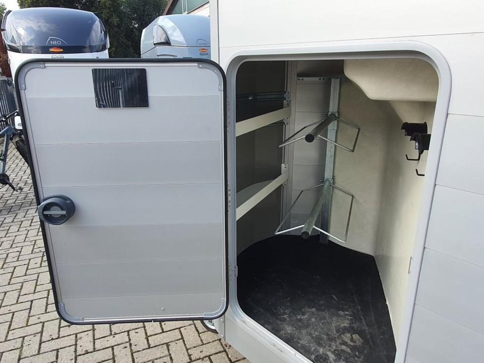 ALU Pferdeanhänger Ifor Williams HB 506 Flügeltür Sattelkammer - Horse trailer: picture 5 ALU Pferdeanhänger Ifor Williams HB 506 Flügeltür Sattelkammer - Horse trailer: picture 5